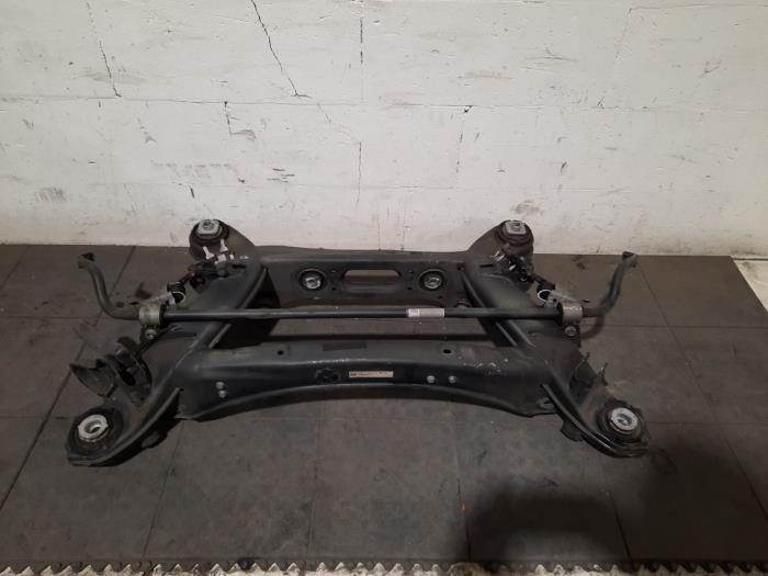 Used Subframe Mercedes C-Klasse AMG (W205) C-43 AMG 3.0 V6 24V Turbo 4-Matic Price € 229,90 Inclusive VAT offered by Autohandel Didier
