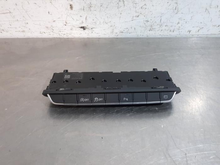 Usados Interruptor PDC Audi A4 Avant (B9) 2.0 35 TDI Mild hybrid 16V Precio € 66,55 IVA incluido ofrecido por Autohandel Didier