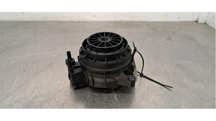 Gebrauchte Kraftstofffilter Mercedes C Estate (S205) C-200d 1.6 Turbo 16V Preis € 42,35 Mit Mehrwertsteuer angeboten von Autohandel Didier