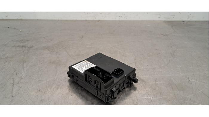 Używane Modul (rózne) Mercedes GLE (V167) 350de 2.0 Turbo 16V 4-Matic Cena € 96,80 Z VAT oferowane przez Autohandel Didier