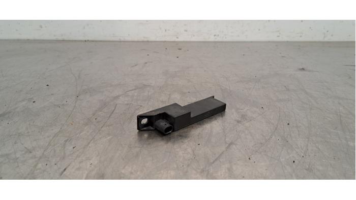 Używane Keyless Entry-Antena Lamborghini Urus 4.0 V8 S, Performante Cena € 18,15 Z VAT oferowane przez Autohandel Didier