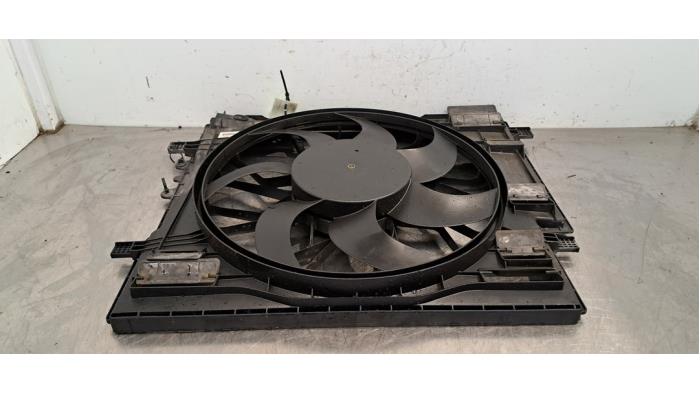 Cooling fans Volvo XC90 II 2.0 D5 16V AWD - 32339486
