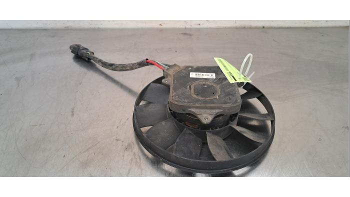 Land Rover Fan Cooling fans Landrover Range Rover Sport 3.0 SDV6 - JLRPLABMG2