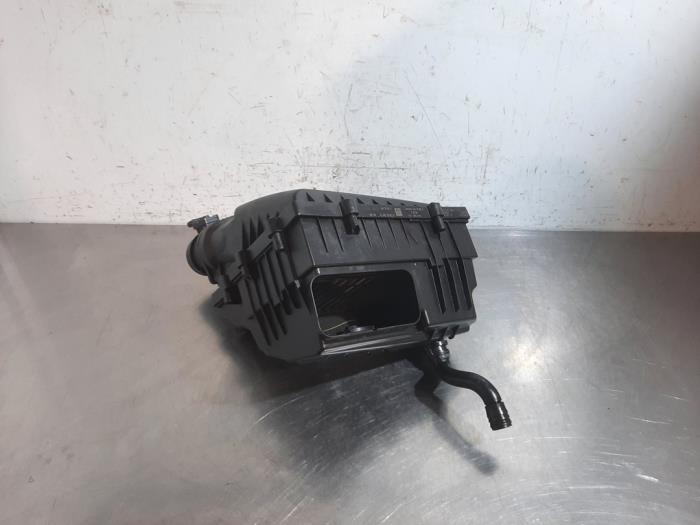 Gebrauchte Luftfiltergehäuse Audi A3 Limousine (8VS/8VM) 1.6 30 TDI 16V Preis € 48,40 Mit Mehrwertsteuer angeboten von Autohandel Didier