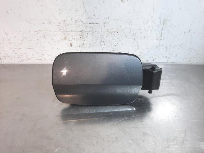 Gebrauchte Tankklappe Audi A3 Limousine (8VS/8VM) 1.6 30 TDI 16V Preis € 36,30 Mit Mehrwertsteuer angeboten von Autohandel Didier