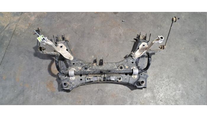 Used Subframe Renault Arkana (RJLL) 1.3 TCe 140 16V Price € 459,80 Inclusive VAT offered by Autohandel Didier