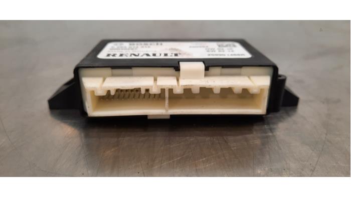 PDC Module Renault Master III 2.3 dCi 150 16V FWD - 259901468R