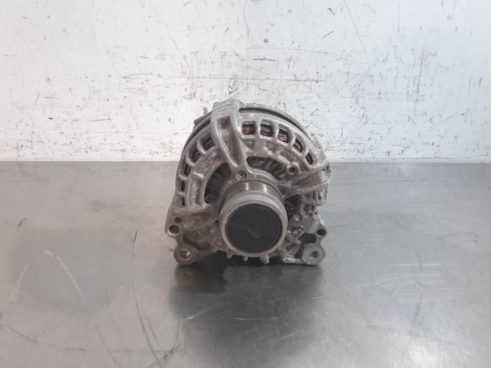 Dynamo van een Volkswagen Golf VIII (CD1) 2.0 GTD 16V 2021