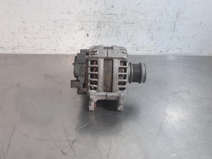 Dynamo van een Volkswagen Golf VIII (CD1) 2.0 GTD 16V 2021