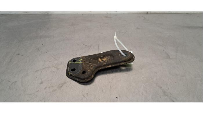 Used Engine mount Skoda Kamiq 1.5 TSI 16V Price € 12,10 Inclusive VAT offered by Autohandel Didier