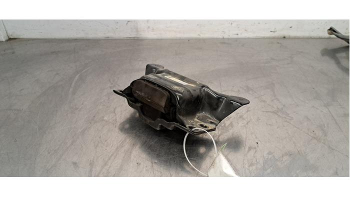 Usagé Support moteur Audi A3 Sportback (8YA) 2.0 30 TDI 16V Prix € 18,15 Prix TTC proposé par Autohandel Didier