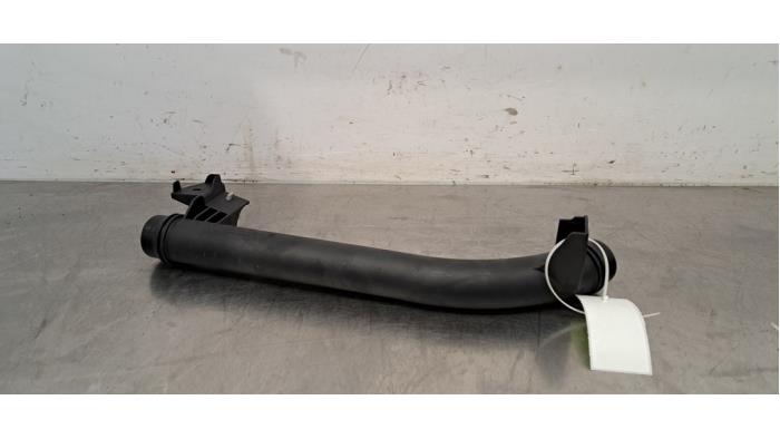 Gebrauchte Intercooler Rohr Peugeot 408 1.6 16V HYbrid 180 Preis € 30,25 Mit Mehrwertsteuer angeboten von Autohandel Didier
