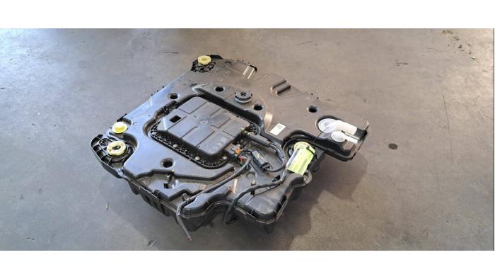 Gebrauchte Adblue Tank Peugeot 208 II (UB/UH/UP) 1.5 BlueHDi 100 Preis € 580,80 Mit Mehrwertsteuer angeboten von Autohandel Didier
