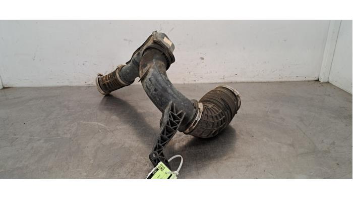 Gebrauchte Intercooler Rohr Volkswagen Amarok 3.0 TDI V6 24V 4Motion Preis € 96,80 Mit Mehrwertsteuer angeboten von Autohandel Didier