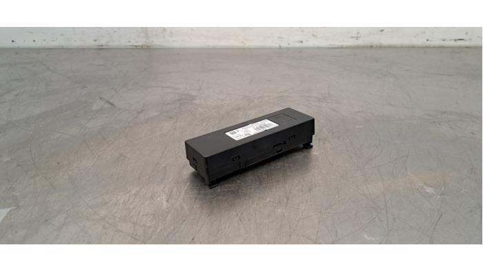 Begagnade Bluetooth-modul Citroen C3 (SX/SW) 1.2 12V e-THP PureTech 110 Pris € 48,40 Inklusive moms erbjuds av Autohandel Didier