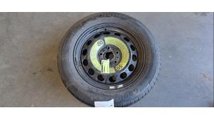 Usados Rueda de repuesto Skoda Octavia Combi (NXAC) 2.0 TDI GreenTec 16V Precio € 66,55 IVA incluido ofrecido por Autohandel Didier