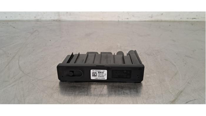 Usagé Ordinateur divers Mini Clubman (F54) 1.5 One D 12V Prix € 42,35 Prix TTC proposé par Autohandel Didier