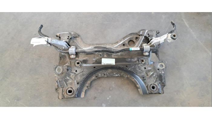 Used Subframe Peugeot 408 1.6 16V HYbrid 180 Price € 592,90 Inclusive VAT offered by Autohandel Didier