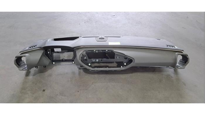 Używane Panel Citroen C5 X (NC/ND) 1.6 PureTech 180 Cena € 459,80 Z VAT oferowane przez Autohandel Didier