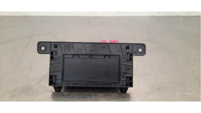 Audi Communication Interface Module Communication module Audi A3 Sportback 2.0 30 TDI 16V - 8Y0035282A