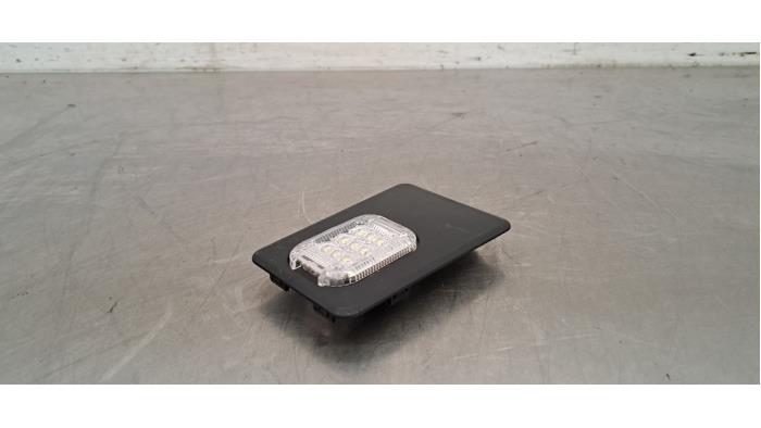 Używane Lampa LED Ford Transit Custom 2.0 TDCi 16V Eco Blue 170 Cena € 24,20 Z VAT oferowane przez Autohandel Didier