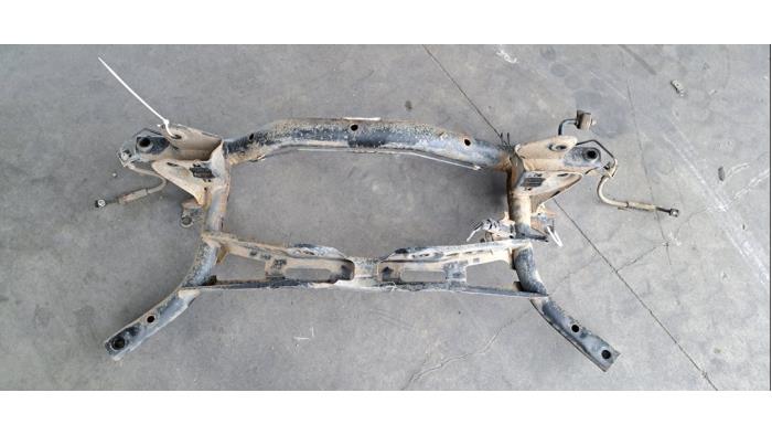 Used Subframe Volkswagen Golf VII (AUA) 2.0 GTD 16V Price € 133,10 Inclusive VAT offered by Autohandel Didier