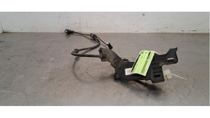 Begagnade ABS-sensor Mercedes GLE (V167) 400d 2.9 4-Matic Pris € 24,20 Inklusive moms erbjuds av Autohandel Didier