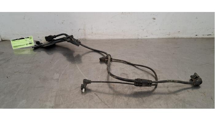 Begagnade ABS-sensor Mercedes GLE (V167) 400d 2.9 4-Matic Pris € 24,20 Inklusive moms erbjuds av Autohandel Didier