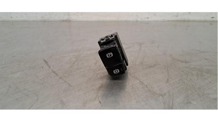 Gebrauchte Handbremse Schalter Volvo XC40 (XZ) 1.5 T2 12V Preis € 48,40 Mit Mehrwertsteuer angeboten von Autohandel Didier
