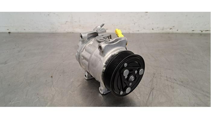Usagé Pompe clim Peugeot 308 (F3/FB/FH/FM/FP) 1.2 12V PureTech 130 Prix € 199,65 Prix TTC proposé par Autohandel Didier