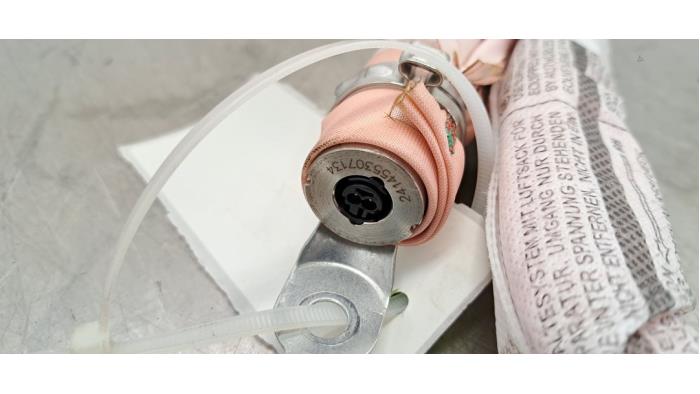 Takgardinairbag, höger från en Citroën C5 Aircross I (A4/AC/AJ/AR) 1.5 Blue HDi 130 16V 2021