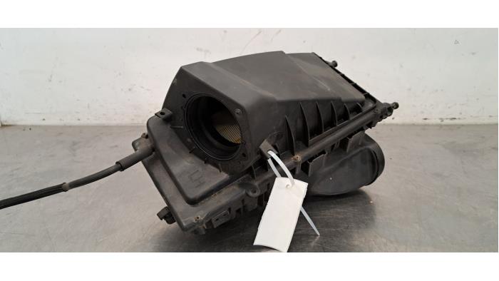 Begagnade Luftfilterhus Landrover Range Rover Sport (LW) 3.0 SDV6 Pris € 133,10 Inklusive moms erbjuds av Autohandel Didier