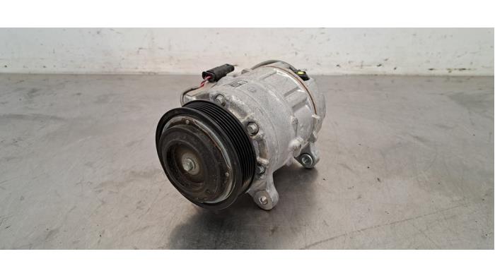Usagé Compresseur de clim Ineos Grenadier 3.0 Ti 4x4 Prix € 133,10 Prix TTC proposé par Autohandel Didier