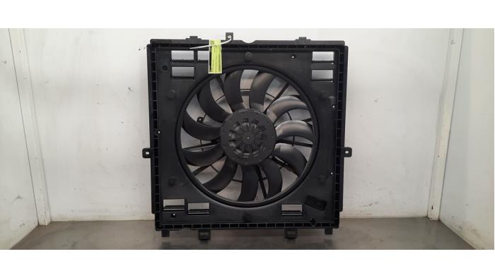 Używane Wentylator Ineos Grenadier 3.0 Ti 4x4 Cena € 199,65 Z VAT oferowane przez Autohandel Didier