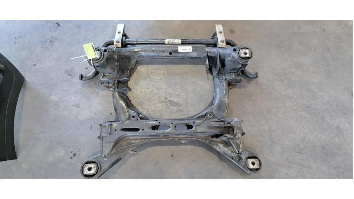 Used Subframe Audi Q7 (4LB) 3.0 TDI V6 24V Price € 163,35 Inclusive VAT offered by Autohandel Didier