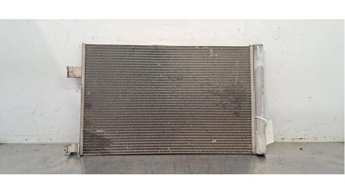 Begagnade Kondensor, luftkonditionering Landrover Range Rover Velar (LY) 2.0 D180 AWD Pris € 60,50 Inklusive moms erbjuds av Autohandel Didier