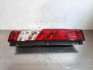 Begagnade Baklykta, vänster Iveco New Daily VI 35C15, 40C15, 50C15, 65C15, 70C15, 35S15 Pris € 66,55 Inklusive moms erbjuds av Autohandel Didier
