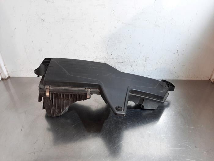 Begagnade Luftfilterhus BMW 3 serie (F30) 328i 2.0 16V Pris € 163,35 Inklusive moms erbjuds av Autohandel Didier