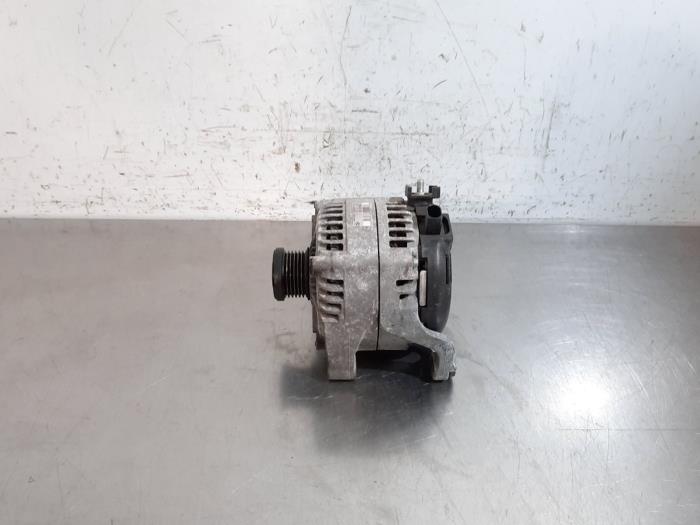 Begagnade Dynamo BMW 3 serie (F30) 328i 2.0 16V Pris € 48,40 Inklusive moms erbjuds av Autohandel Didier