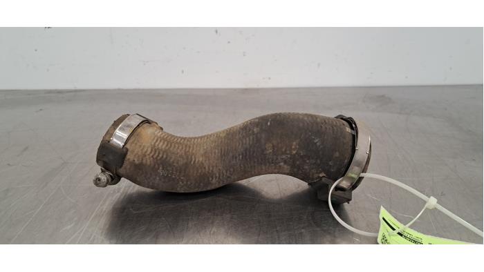 Usagé Tuyau intercooler Hyundai i30 (GDHB5) 1.6 CRDi Blue Drive 16V VGT Prix € 30,25 Prix TTC proposé par Autohandel Didier