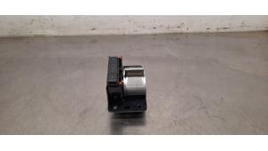 Begagnade Lägesbrytare, automatisk växellåda Peugeot 3008 II (M4/MC/MJ/MR) 1.2 12V PureTech Hybrid 48V Pris € 36,30 Inklusive moms erbjuds av Autohandel Didier