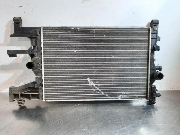 Usagé Radiateur Opel Astra J (PC6/PD6/PE6/PF6) 1.4 Turbo 16V Prix € 42,35 Prix TTC proposé par Autohandel Didier