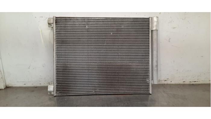 Gebrauchte Klima Kondensor Renault Scénic IV (RFAJ) 1.3 TCE 140 16V Preis € 60,50 Mit Mehrwertsteuer angeboten von Autohandel Didier