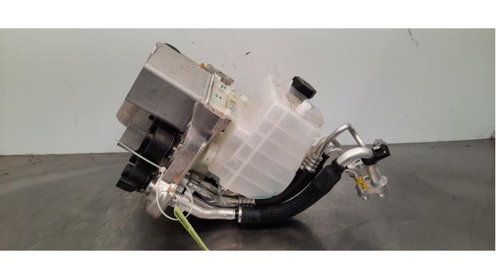 Usagé Refroidisseur clim Tesla Model 3 Standard RWD Plus, Long Range RWD Prix € 665,50 Prix TTC proposé par Autohandel Didier