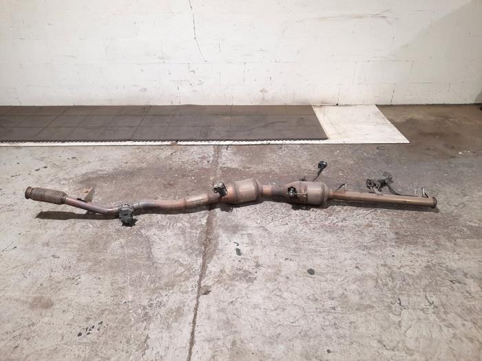 Used Front pipe + catalyst Renault Trafic (1FL/2FL/3FL/4FL) 2.0 dCi 16V 120 Price € 532,40 Inclusive VAT offered by Autohandel Didier