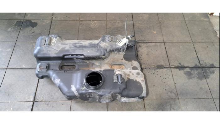 Używane Zbiornik Iveco New Daily VI 33S16, 35C16, 35S16, 40C16, 50C16 Cena € 199,65 Z VAT oferowane przez Autohandel Didier