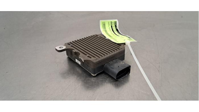 Used Automatic gearbox computer Volvo V60 II (ZW) 2.0 T6 16V Plug-in Hybrid AWD Price € 60,50 Inclusive VAT offered by Autohandel Didier