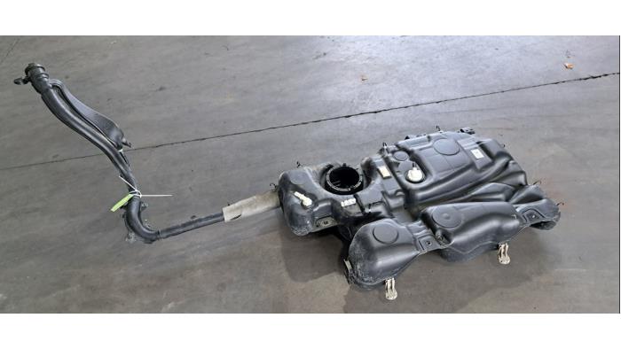 Używane Zbiornik Peugeot Expert (V1/VA/VB/VE/VF/VT/VY) 1.5 BlueHDi 120 Cena € 199,65 Z VAT oferowane przez Autohandel Didier