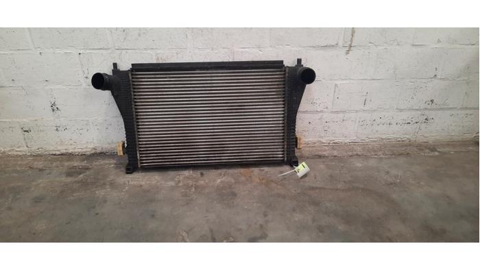 Usados Intercooler Audi S3 Limousine (8VM/8VS) 2.0 TFSI 16V Precio € 96,80 IVA incluido ofrecido por Autohandel Didier