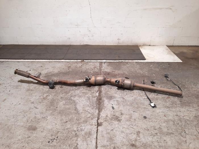 Used Front pipe + catalyst Renault Trafic (1FL/2FL/3FL/4FL) 2.0 dCi 16V 145 Price € 532,40 Inclusive VAT offered by Autohandel Didier